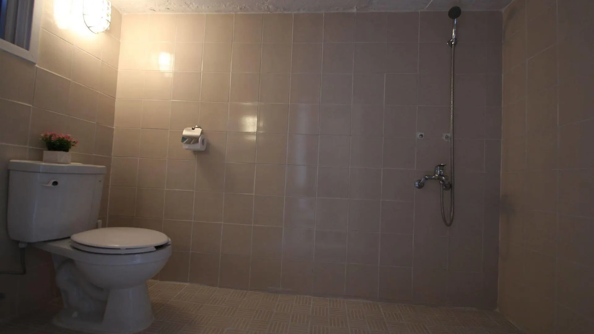 Icos Guesthouse 1 - Female Only Seoul